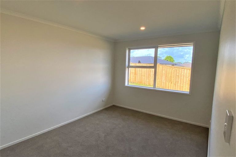 Photo of property in 57 Mclarin Road, Glenbrook, 2681