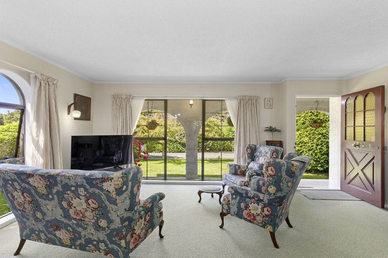 Photo of property in 1/26 Marlborough Street, Silverstream, Upper Hutt, 5019
