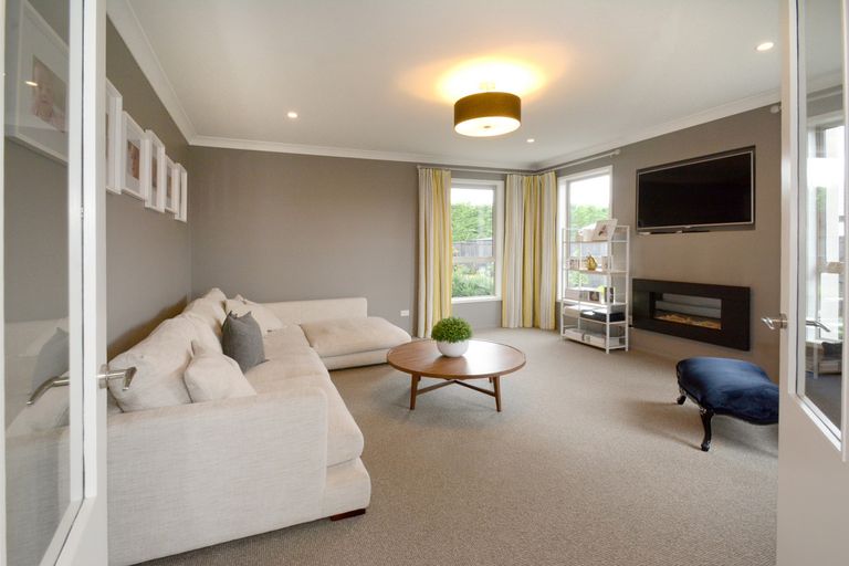 Photo of property in 14 Armadale Street, Mosgiel, 9024