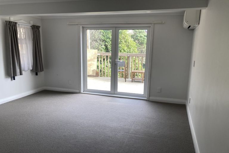 Photo of property in 30 Saint Michaels Crescent, Kelburn, Wellington, 6012