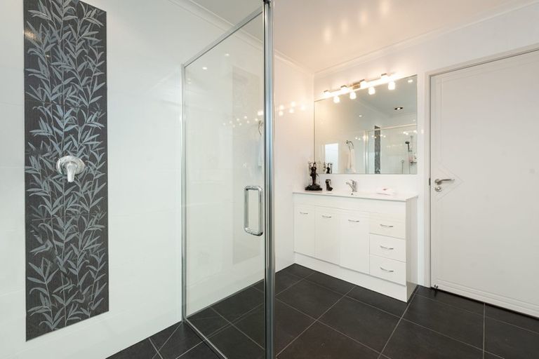 Photo of property in 15 Allanah Place, Te Puke, 3119