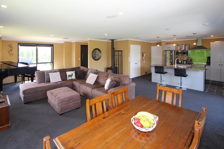 Photo of property in 17 Blue Stone Drive, Waiareka Junction, Oamaru, 9401