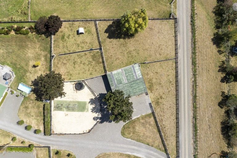 Photo of property in 1 Chamberry Drive, Waipukurau, 4282