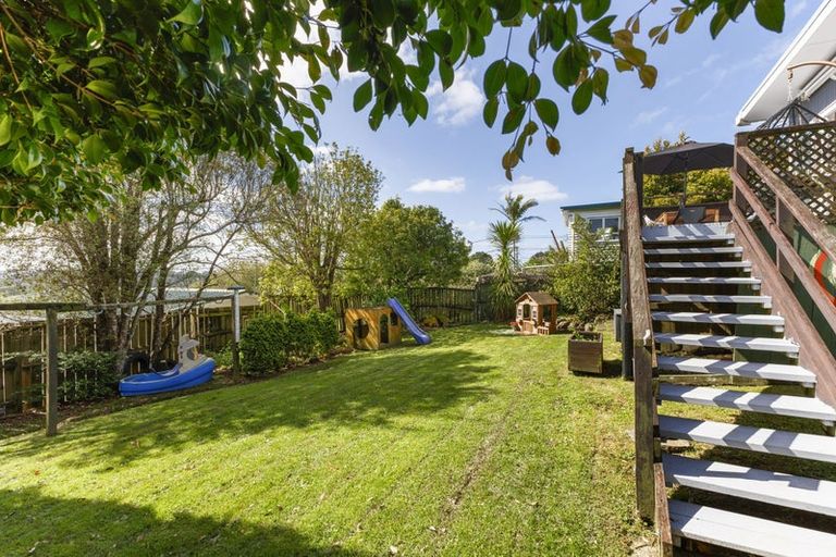Photo of property in 230 Upper Harbour Drive, Greenhithe, Auckland, 0632