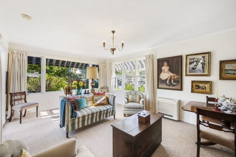 Photo of property in 2/37 Braithwaite Street, Karori, Wellington, 6012