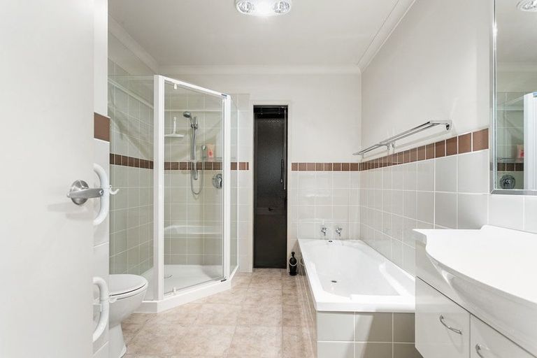 Photo of property in 6 Amarillo Place, Ohauiti, Tauranga, 3112