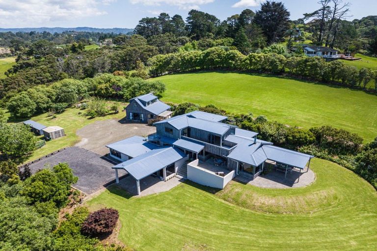 Photo of property in 12/199 Birdwood Road, Massey, Auckland, 0614