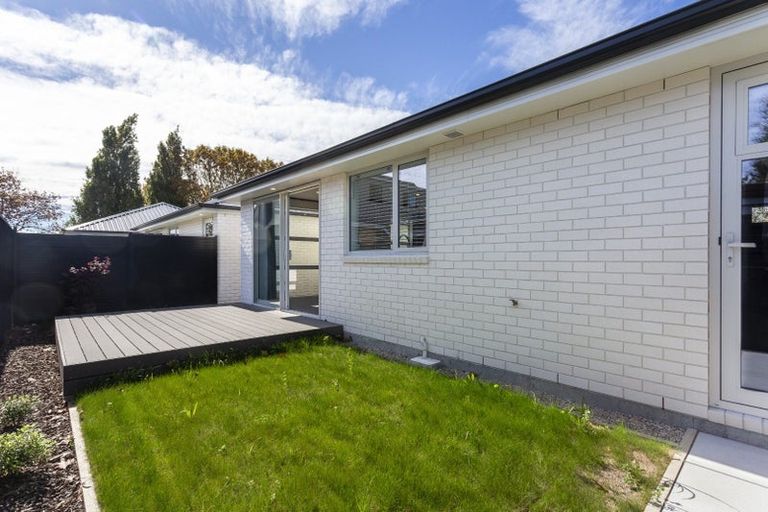 Photo of property in 157 Yaldhurst Road, Sockburn, Christchurch, 8042