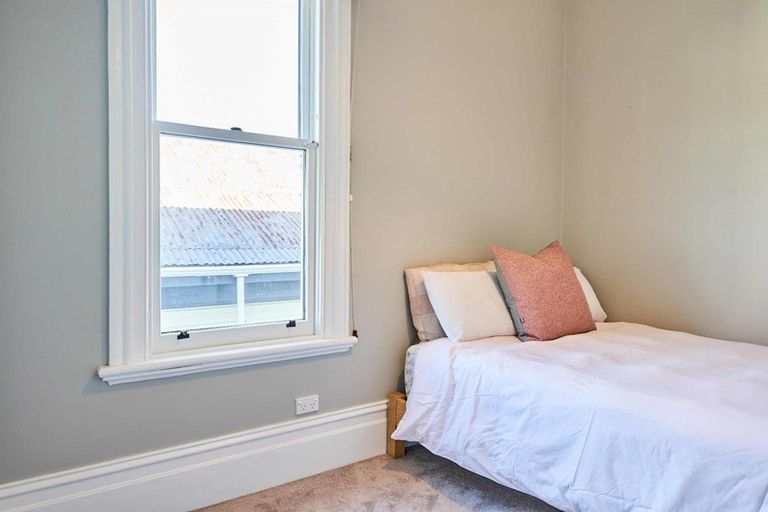 Photo of property in 99 Brougham Street, Mount Victoria, Wellington, 6011