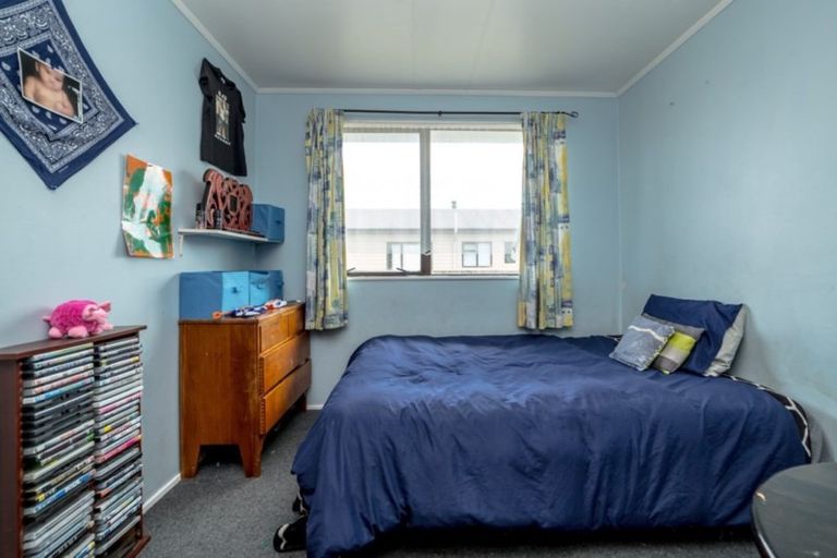 Photo of property in 18 Malcolm Street, Martinborough, 5711