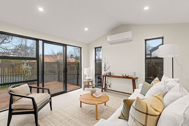 Photo of property in 4 Virtue Place, Hokowhitu, Palmerston North, 4410