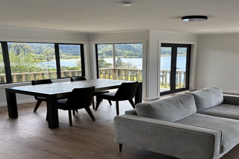 Photo of property in 62 Okareka Loop Road, Lake Okareka, Rotorua, 3076