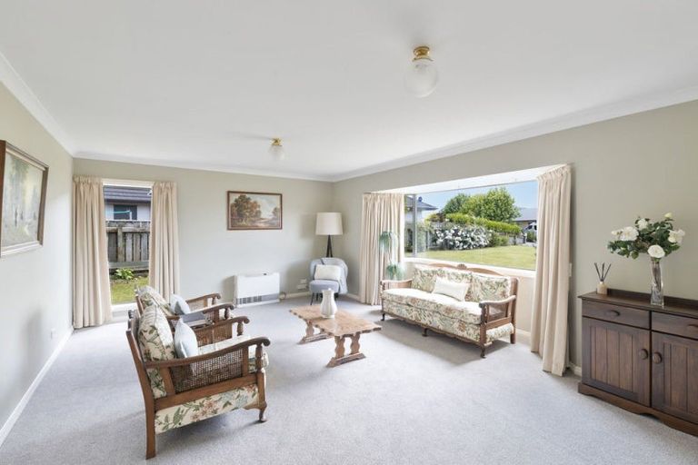 Photo of property in 13 Barnett Drive, Marton, 4710