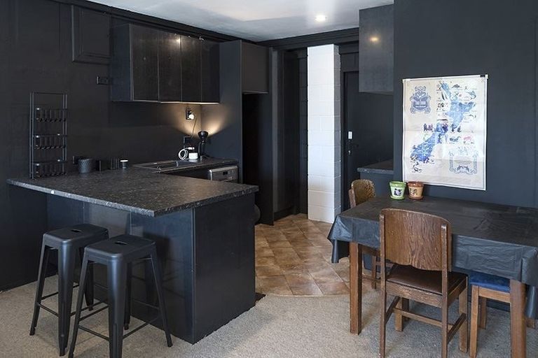 Photo of property in 23 Jade Avenue, Pakuranga Heights, Auckland, 2010