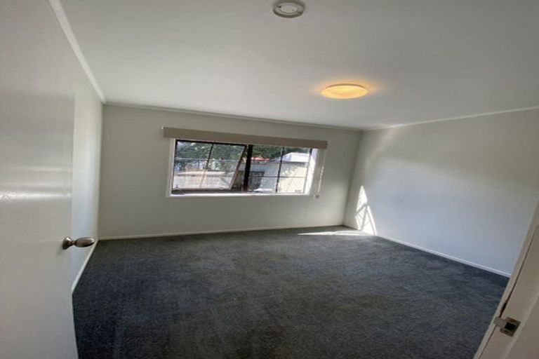 Photo of property in 7 Hamblyn Place, Ranui, Auckland, 0612