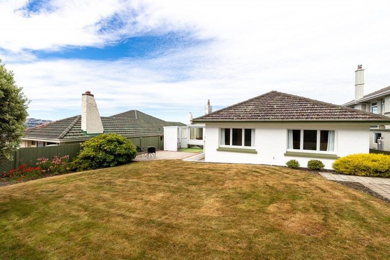 Photo of property in 146 Easther Crescent, Kew, Dunedin, 9012