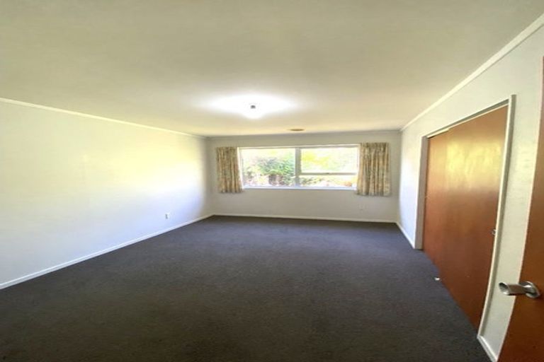 Photo of property in 15 Fyvie Avenue, Tawa, Wellington, 5028