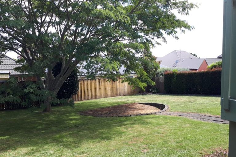 Photo of property in 95 Rototuna Road, Rototuna, Hamilton, 3210