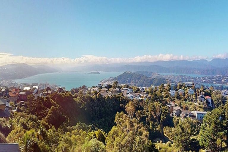 Photo of property in 49 Ashton Fitchett Drive, Brooklyn, Wellington, 6021