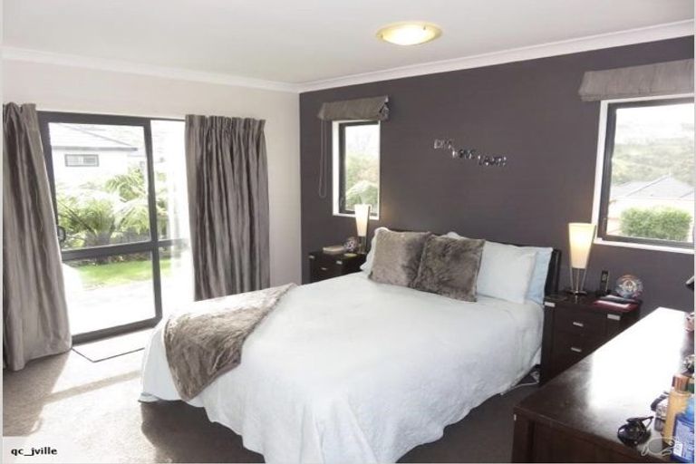 Photo of property in 7 Hetsby Place, Churton Park, Wellington, 6037