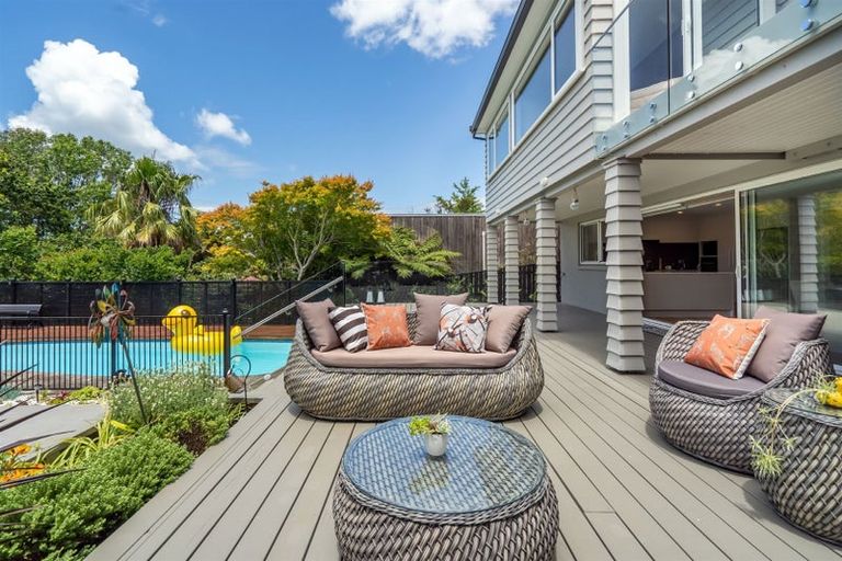 Photo of property in 8 Sandford Street, Campbells Bay, Auckland, 0630