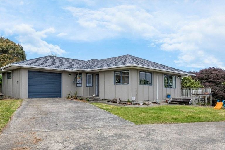Photo of property in 38 Campbell Avenue, Paraparaumu, 5032