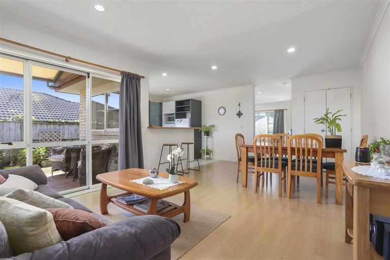 Photo of property in 7 Richfield Crescent, Westgate, Auckland, 0614