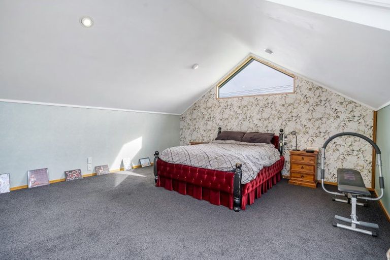 Photo of property in 15 Union Street, Winton, 9720