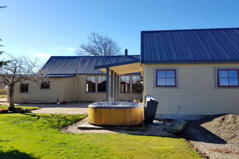 Photo of property in 555 Geraldine-fairlie Highway, Fairlie, 7987