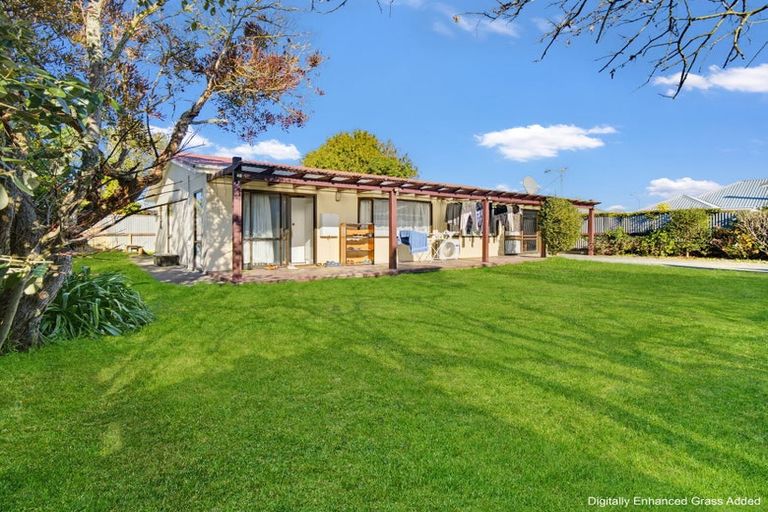 Photo of property in 2/1101 Cunningham Crescent, Mayfair, Hastings, 4122