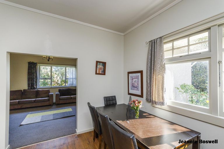 Photo of property in 39 Honore Drive, Linton, Palmerston North, 4472