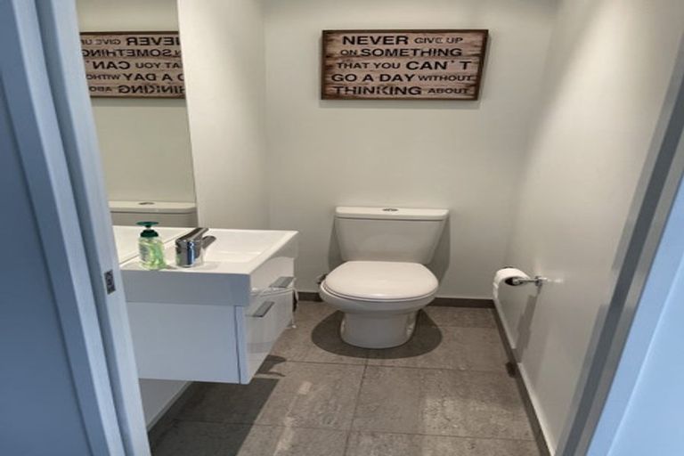 Photo of property in 60 West Meadows Drive, Wanaka, 9305