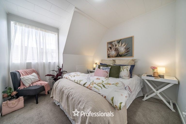 Photo of property in 8b Wai-iti Crescent, Woburn, Lower Hutt, 5010