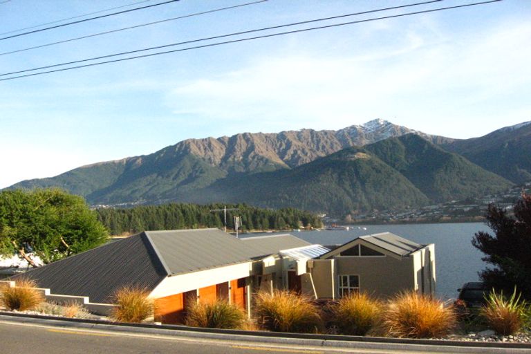 Photo of property in 635 Peninsula Road, Kelvin Heights, Queenstown, 9300