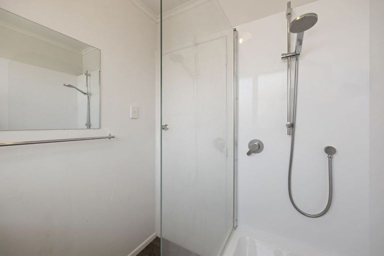 Photo of property in 101 Collins Road, Melville, Hamilton, 3206