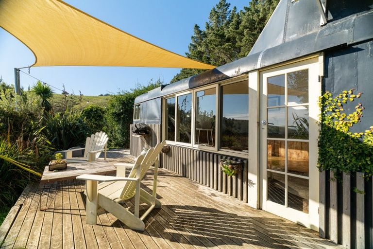 Photo of property in 380 Whaanga Road, Raglan, 3297