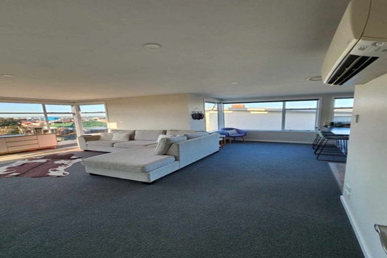 Photo of property in 235 Barrow Street, Bluff, 9814