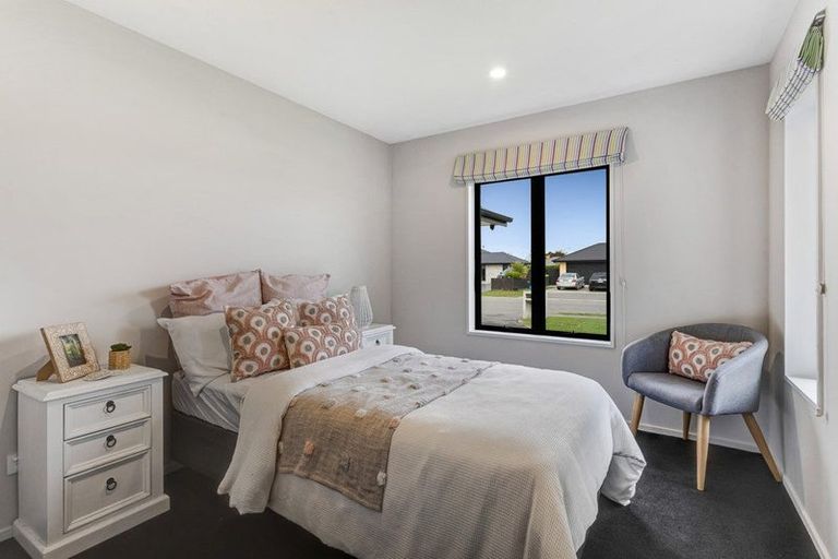 Photo of property in 38 Andesite Drive, Rolleston, 7614