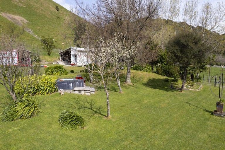 Photo of property in 727 Mikimiki Road, Mikimiki, Masterton, 5881