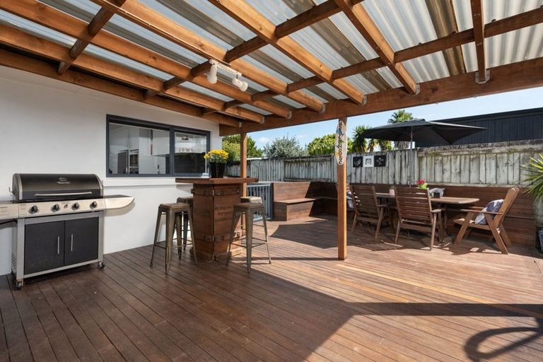 Photo of property in 66 Corinth Grove, Papamoa Beach, Papamoa, 3118