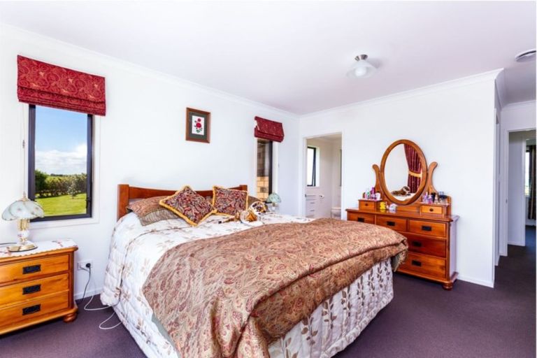 Photo of property in 445 Smart Road, Hillsborough, New Plymouth, 4372