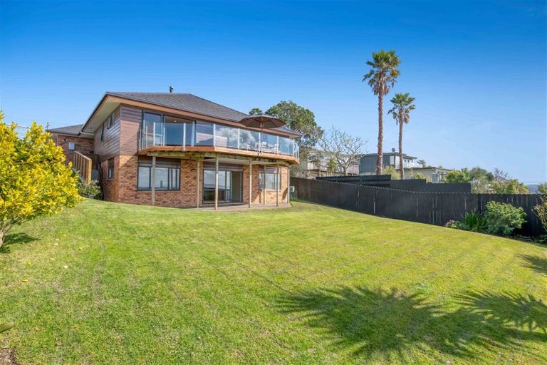 Photo of property in 108 Vipond Road, Stanmore Bay, Whangaparaoa, 0932