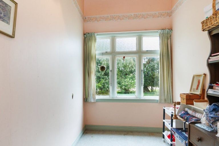 Photo of property in 593 Aranui Road, Kairanga, Palmerston North, 4475