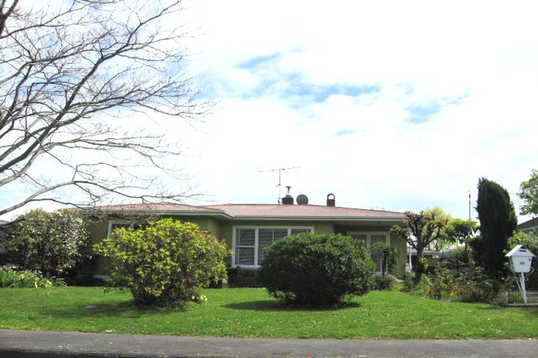 Photo of property in 20 Tennyson Crescent, Stoke, Nelson, 7011