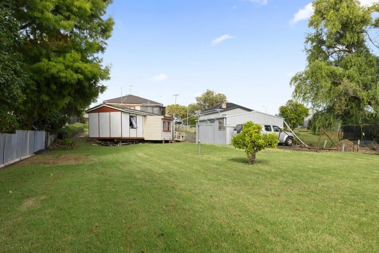 Photo of property in 4 George Street, Waiuku, 2123
