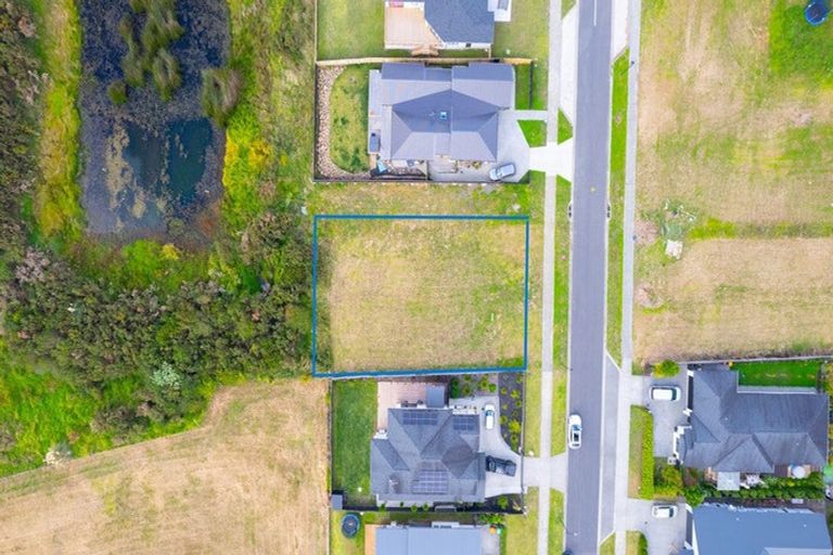 Photo of property in 27 Josh Road, Huapai, Kumeu, 0810