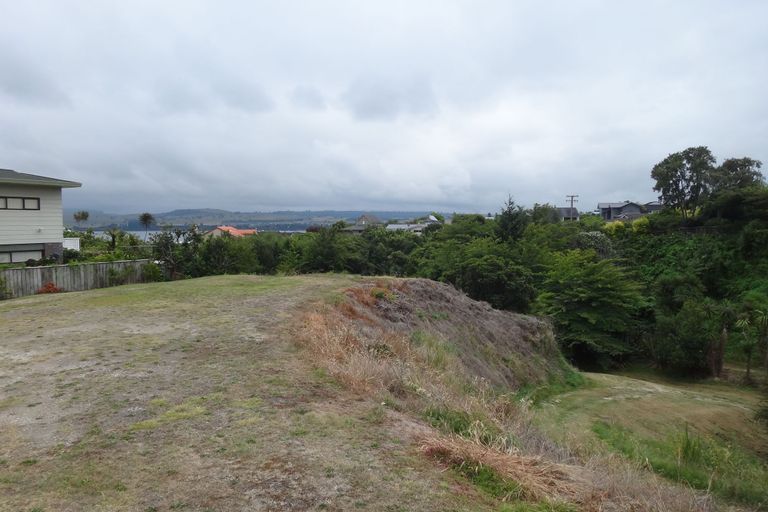 Photo of property in 18 Shepherd Road, Waipahihi, Taupo, 3330