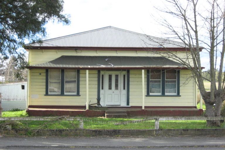 Photo of property in 14 Bibby Street, Waipawa, 4210