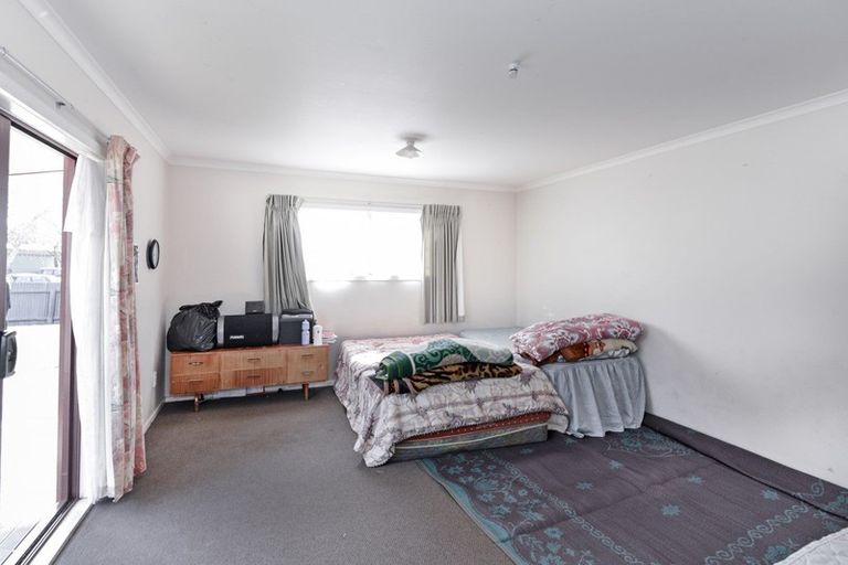 Photo of property in 612 Kiwi Street, Camberley, Hastings, 4120