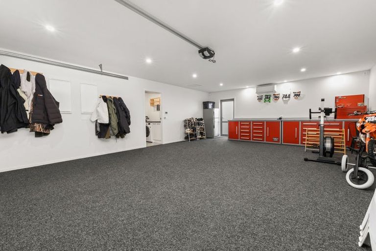 Photo of property in 35 Matenga Street, Waikanae, 5036